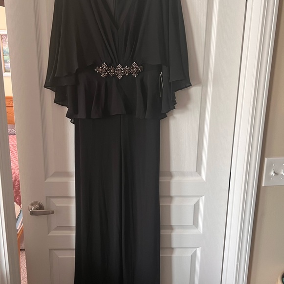 ADRIANNA PAPELL CHIFFON JERSEY JUMPSUIT BLACK DESIGNER.NWT